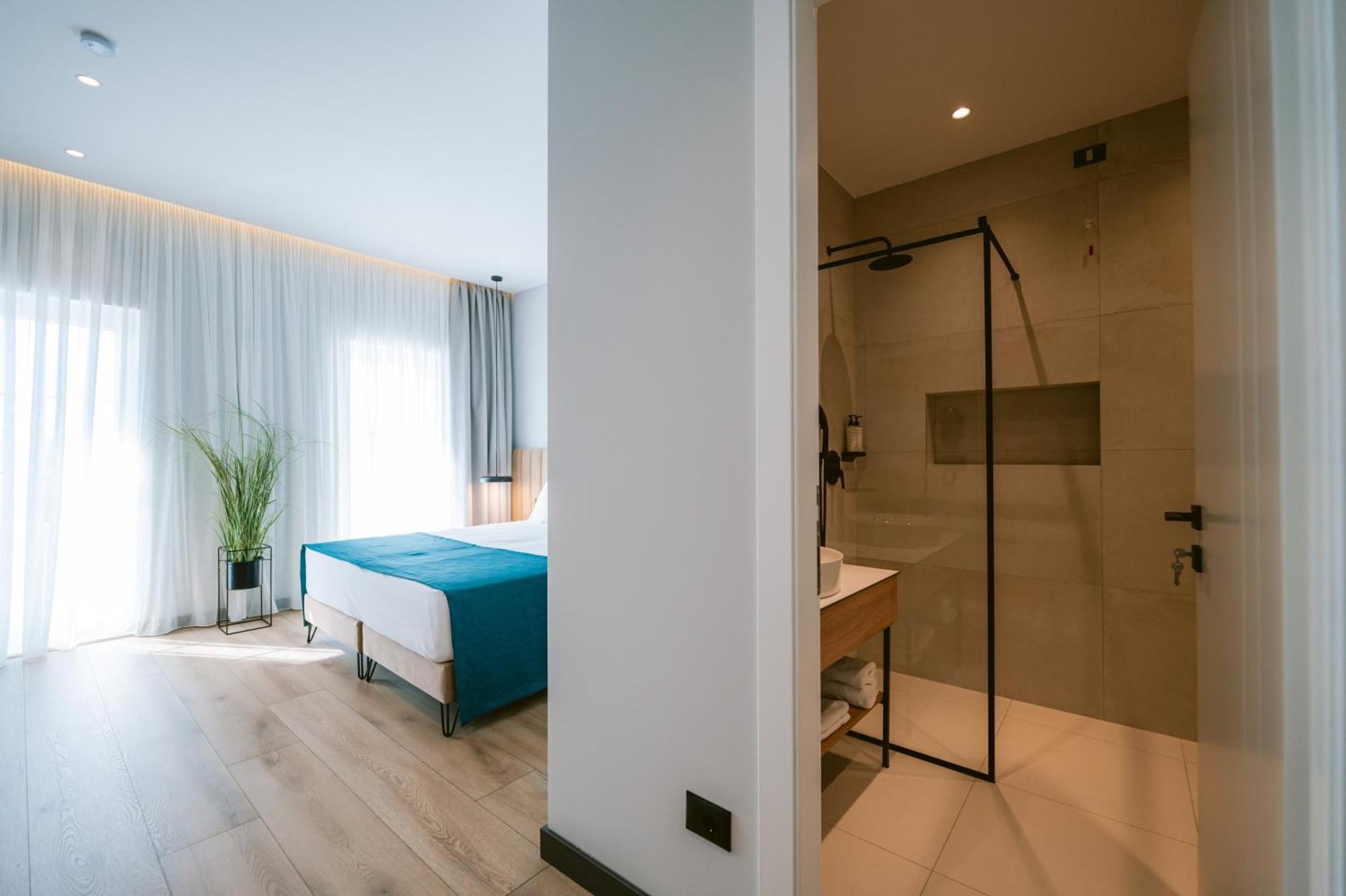 Tribute Hotel Shkodër Esterno foto