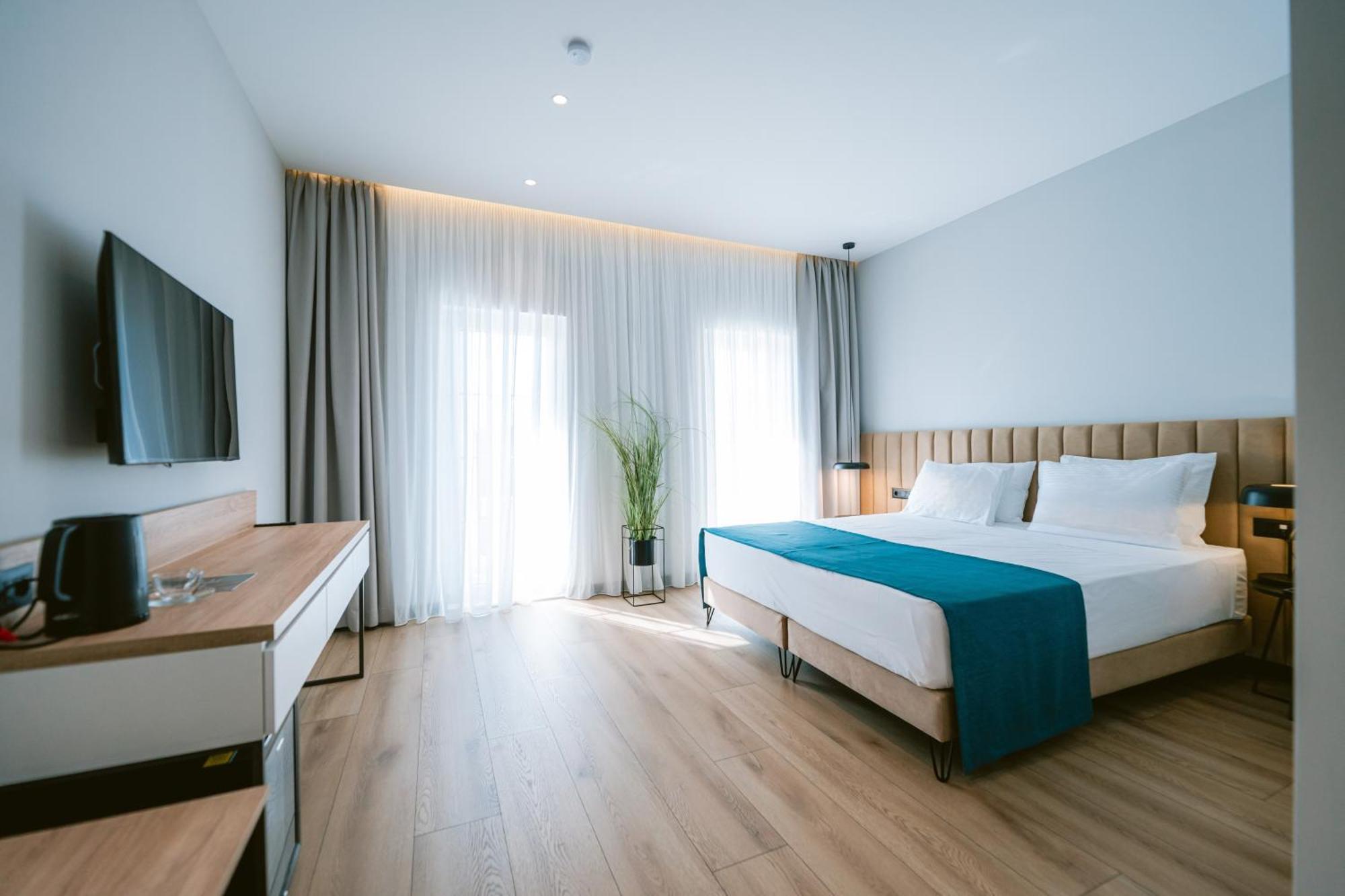 Tribute Hotel Shkodër Esterno foto